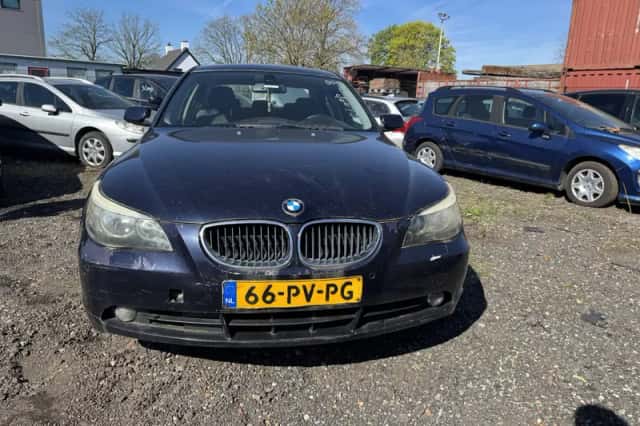 BMW 5-Serie (2005) thumbnail 3