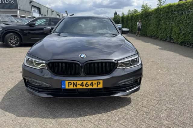 BMW 5-Serie (2017) thumbnail 2