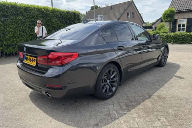 BMW 5-Serie (2017) thumbnail 6