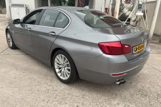 BMW 5-Serie (2015) thumbnail 2