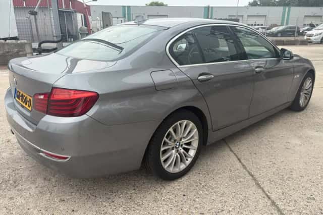 BMW 5-Serie (2015) thumbnail 3