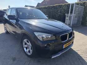 BMW X1 (2010) thumbnail 3