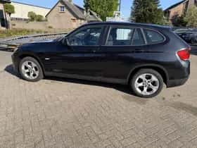BMW X1 (2010) thumbnail 6