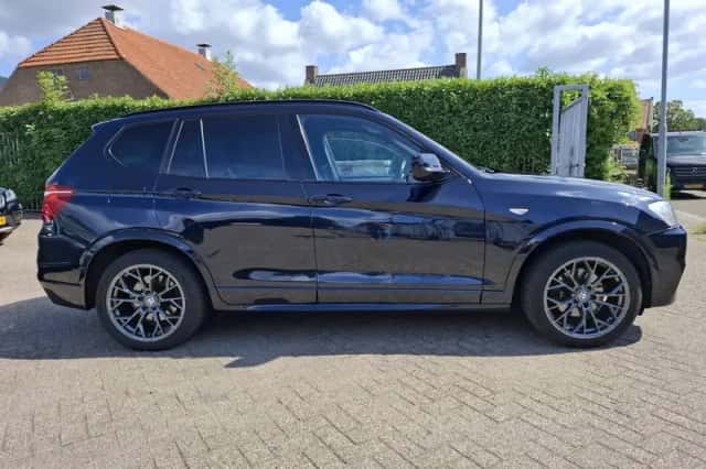 BMW X3 (2014) thumbnail 4