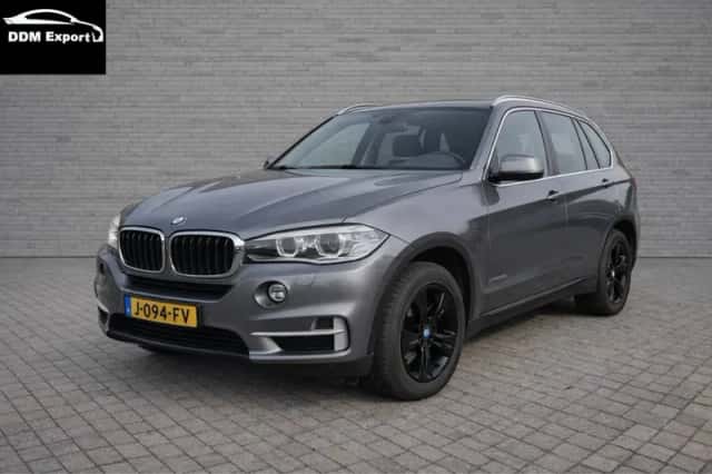 BMW X5 (2015) thumbnail 1