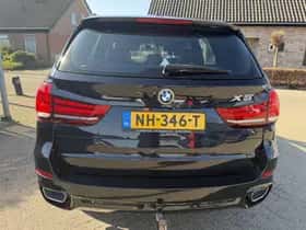 BMW X5 (2017) thumbnail 3
