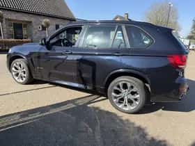 BMW X5 (2017) thumbnail 4