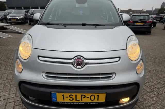 Fiat 500L (2013) thumbnail 5