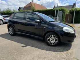 Fiat Punto (2011) thumbnail 6