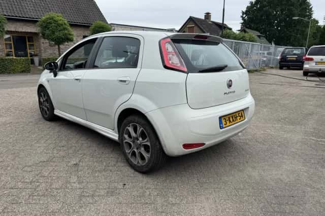 Fiat Punto (2013) thumbnail 6