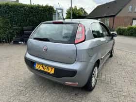 Fiat Punto (2010) thumbnail 6