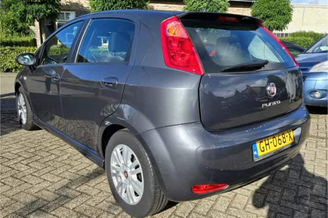 Fiat Punto (2015) thumbnail 5