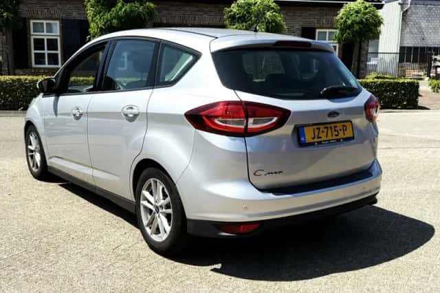 Ford C-Max (2016) thumbnail 4