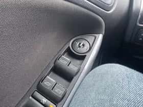 Ford Focus (2014) thumbnail 11