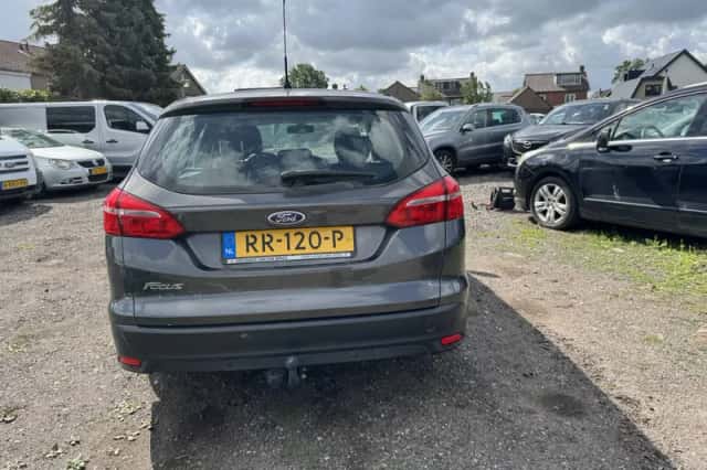 Ford Focus (2015) thumbnail 6