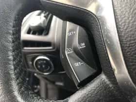 Ford Focus (2013) thumbnail 12