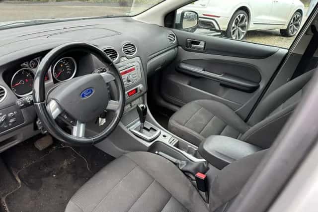 Ford Focus (2009) thumbnail 6
