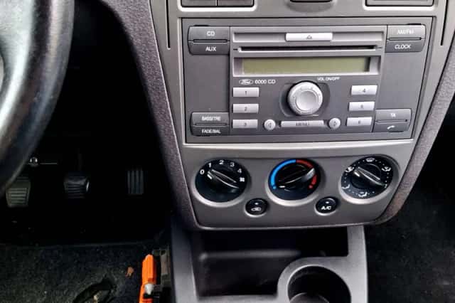 Ford Fusion (2008) thumbnail 6