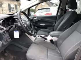 Ford Grand C-Max (2011) thumbnail 10