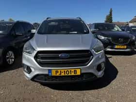 Ford Kuga (2017) thumbnail 3