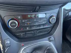 Ford Kuga (2017) thumbnail 11