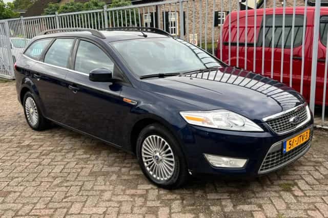 Ford Mondeo (2009) thumbnail 2