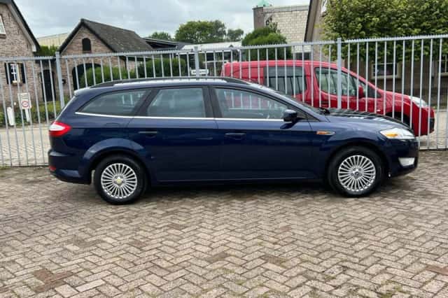 Ford Mondeo (2009) thumbnail 4