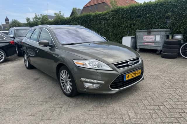 Ford Mondeo (2014) thumbnail 3