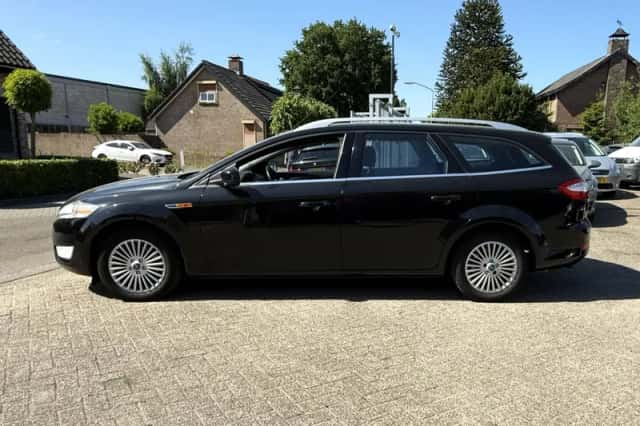 Ford Mondeo (2008) thumbnail 3