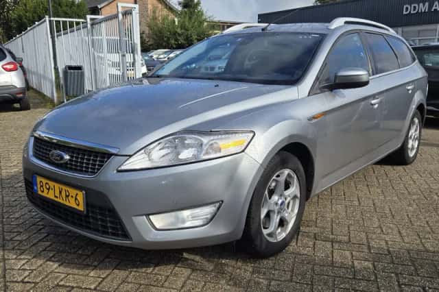 Ford Mondeo (2010) thumbnail 3