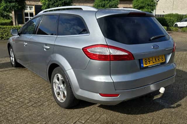 Ford Mondeo (2010) thumbnail 5