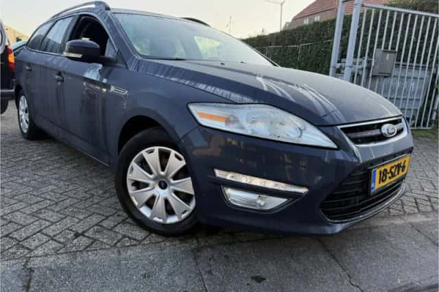 Ford Mondeo (2012) thumbnail 2