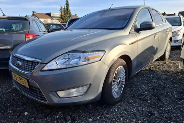Ford Mondeo (2009) thumbnail 4