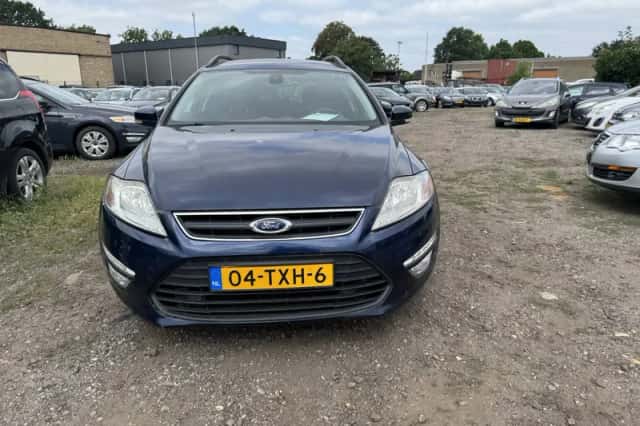 Ford Mondeo (2012) thumbnail 2