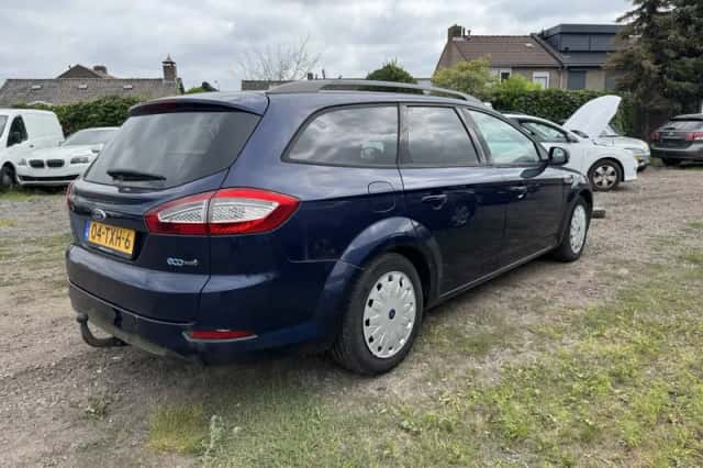 Ford Mondeo (2012) thumbnail 4