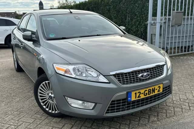 Ford Mondeo (2008) thumbnail 2