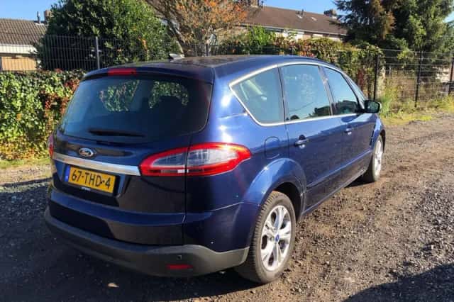 Ford S-Max (2012) thumbnail 4