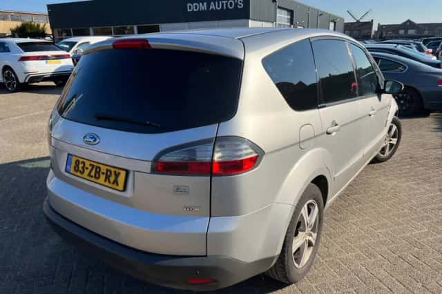 Ford S-Max (2008) thumbnail 2