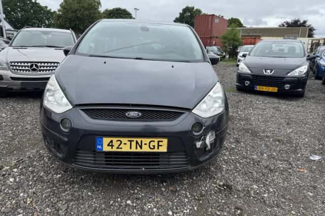 Ford S-Max (2006) thumbnail 2
