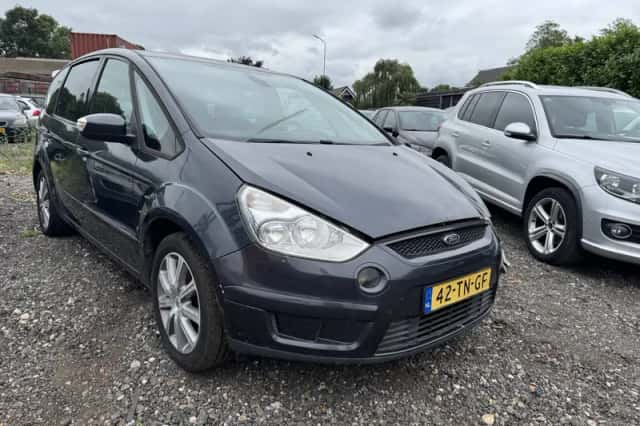 Ford S-Max (2006) thumbnail 3