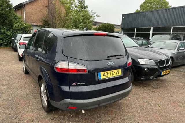 Ford S-Max (2007) thumbnail 4