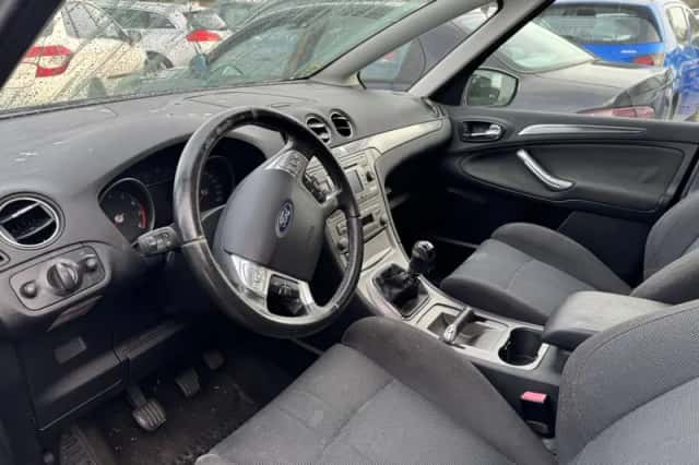 Ford S-Max (2007) thumbnail 6