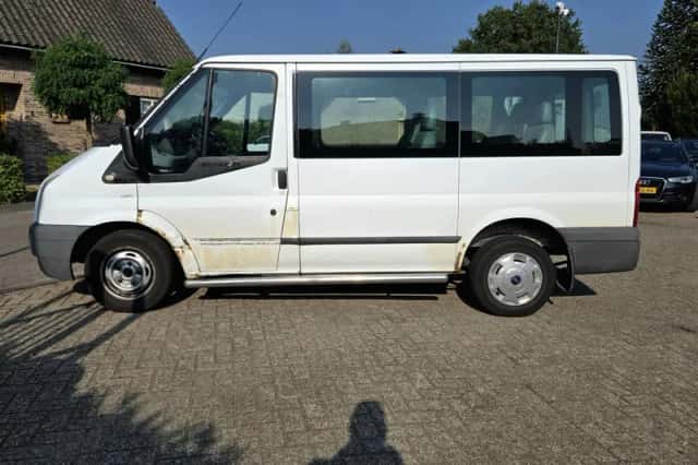 Ford Transit (2013) thumbnail 4