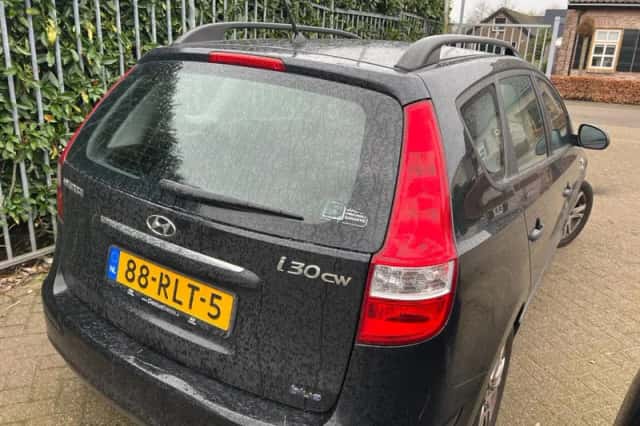 Hyundai i30 (2011) thumbnail 3