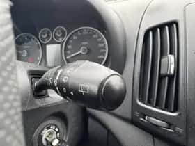 Hyundai i30 (2010) thumbnail 12