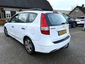 Hyundai i30 (2010) thumbnail 5