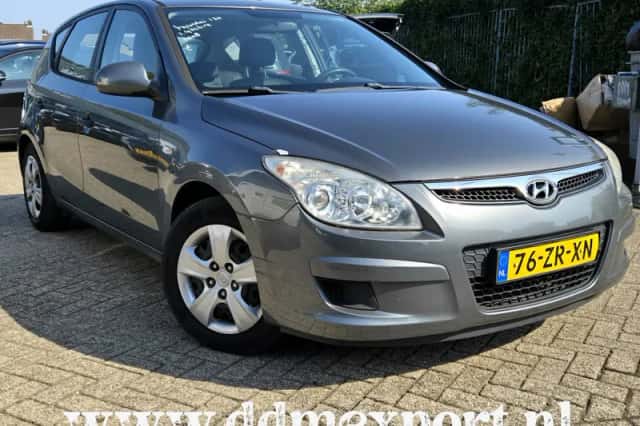 Hyundai i30 (2008) thumbnail 1
