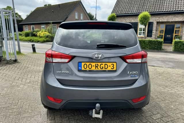 Hyundai ix20 (2011) thumbnail 5
