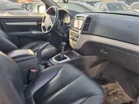 Hyundai Santa Fe (2008) thumbnail 4