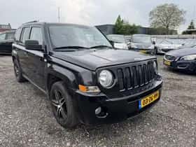 Jeep Patriot (2008) thumbnail 3